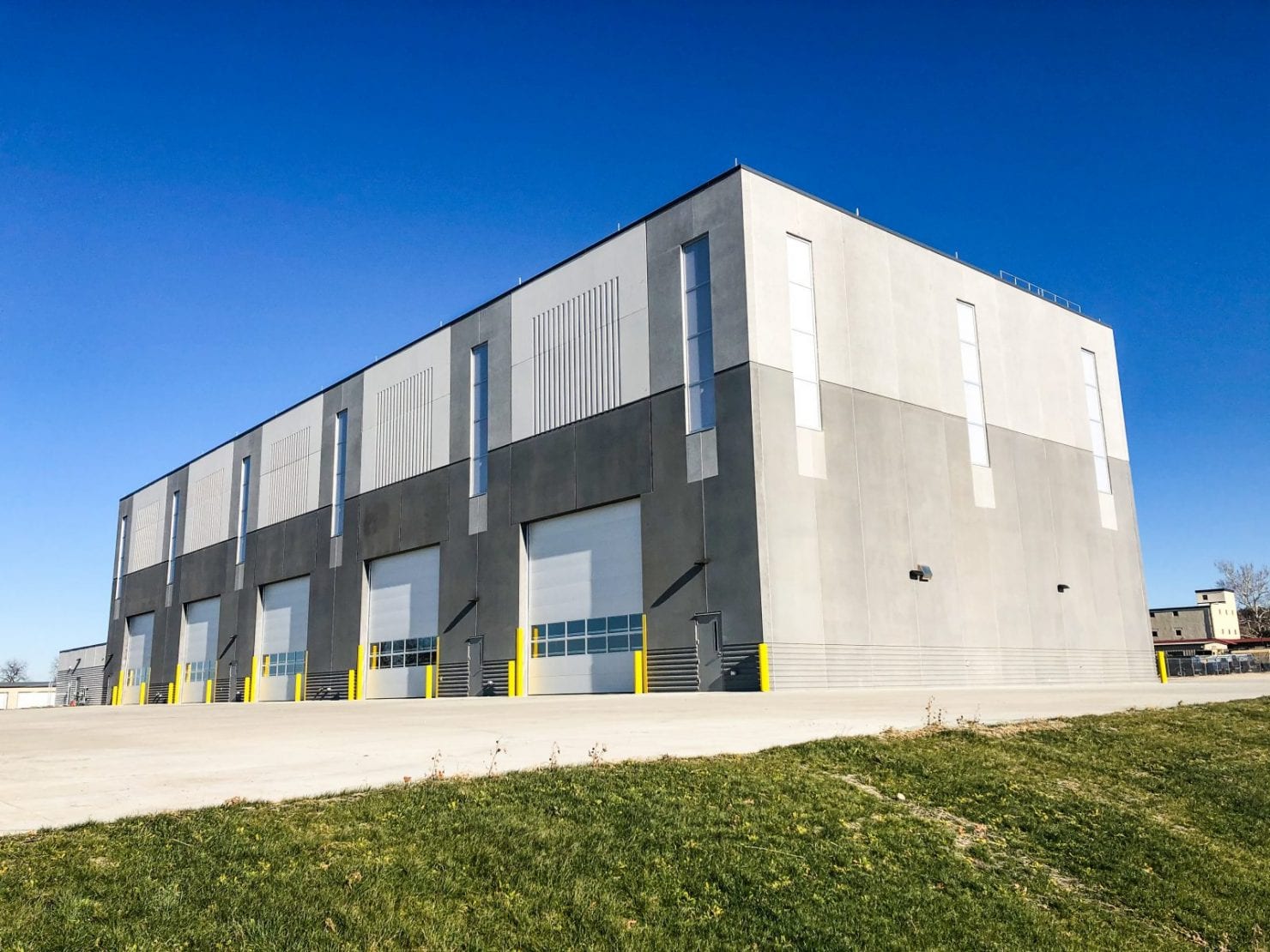 Iowa Army National Guard Vehicle Maintenance Instructional Facility